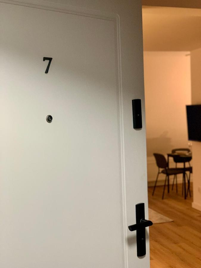 Hotel, Apartament Pod Zlotym Lwem W Samym Centrum Miasta Z Darmowym Parkingiem VII Klodzko Ngoại thất bức ảnh