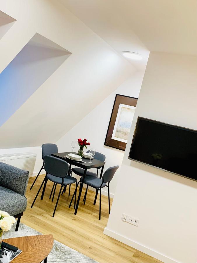 Hotel, Apartament Pod Zlotym Lwem W Samym Centrum Miasta Z Darmowym Parkingiem VII Klodzko Ngoại thất bức ảnh